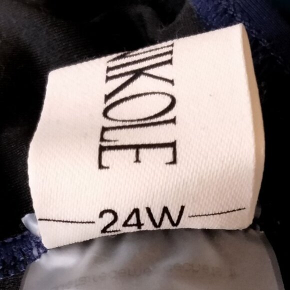 Hanna Nikole Plus Size 24W Two-Piece Modest Swim Set Womens Navy & Blue Floral - Picture 10 of 15